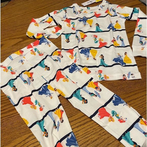 Disney Other - Baby gap Disney Princess 100% organic pj set